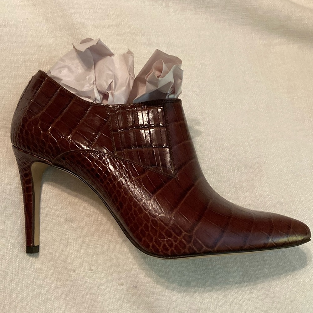 Inez brand Marisol 90 leather shoes in Cocoa Croco.